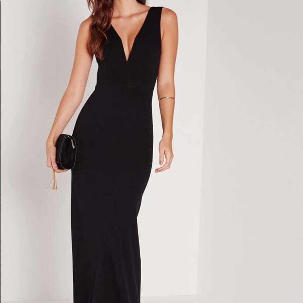 Black Missguided V Plunge Maxi Dress